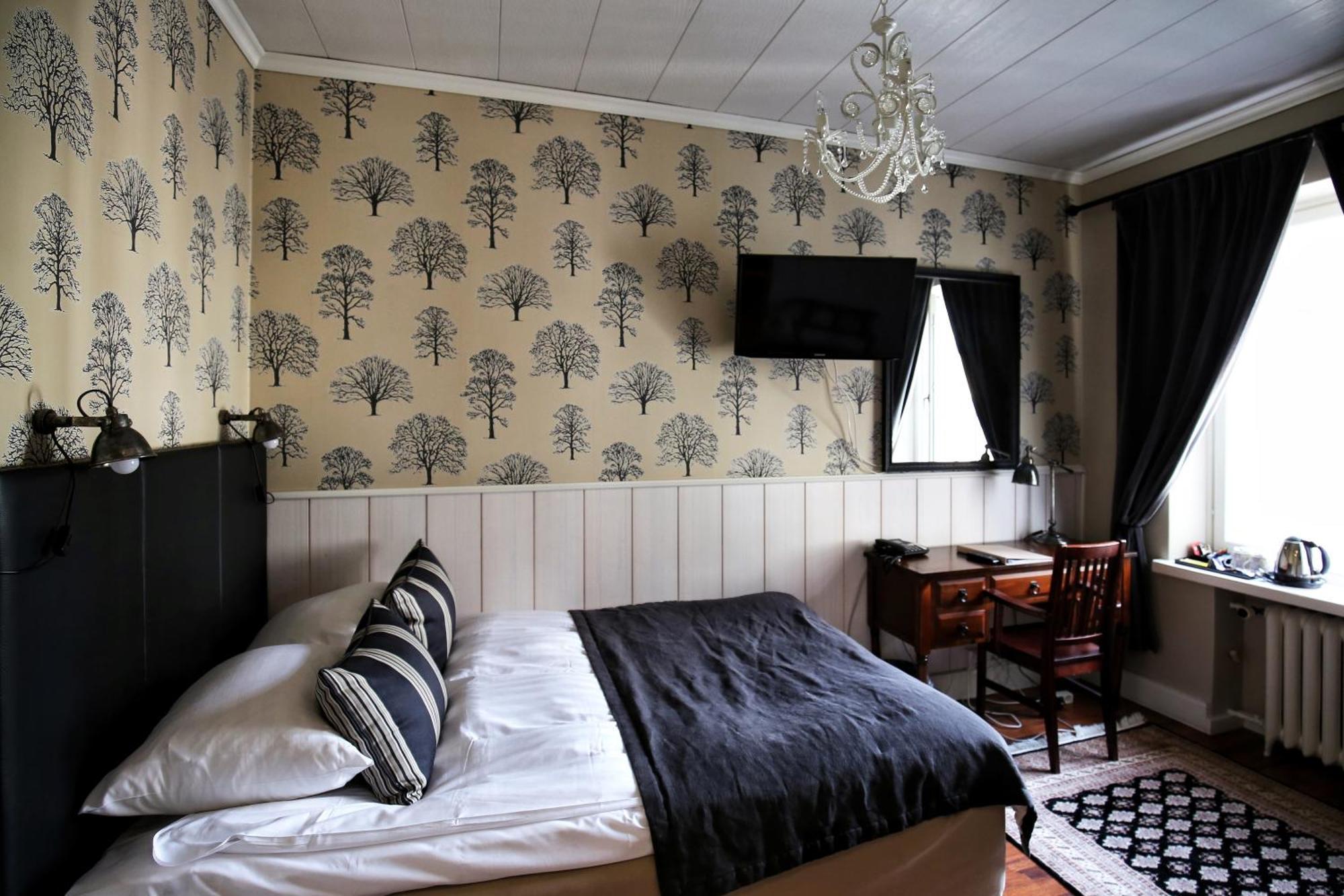 Boutique Hotel Yoepuu ยิวาสคูลา ภายนอก รูปภาพ