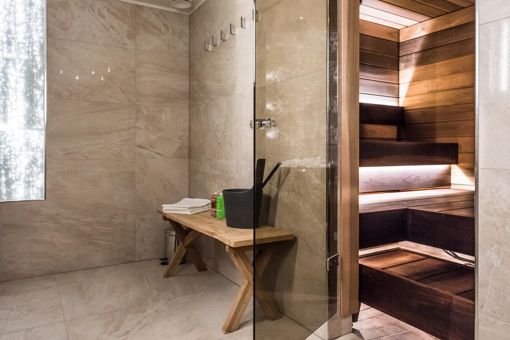 Boutique Hotel Yoepuu ยิวาสคูลา ภายนอก รูปภาพ