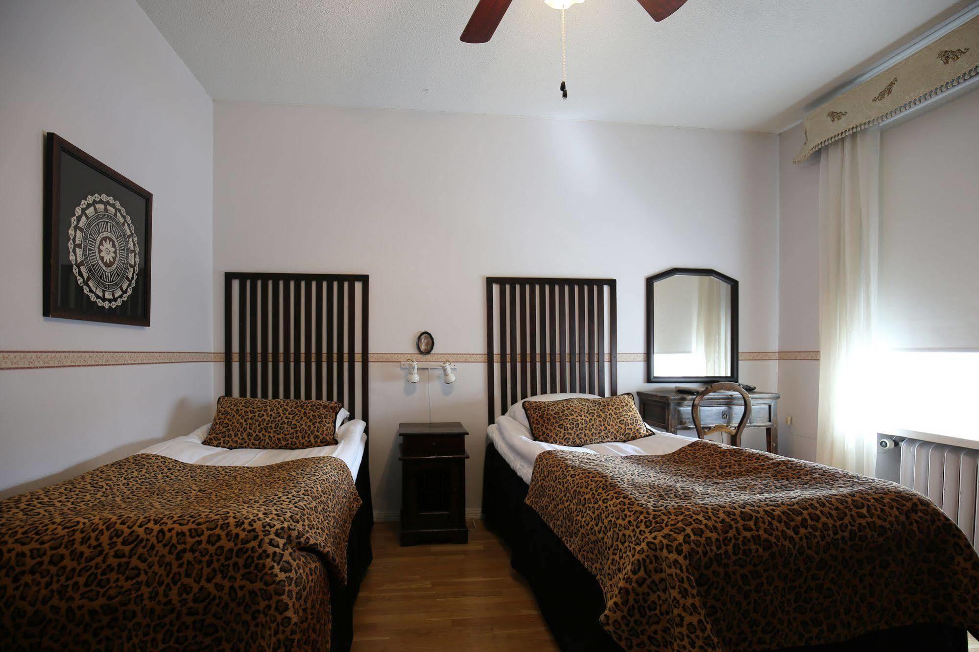Boutique Hotel Yoepuu ยิวาสคูลา ภายนอก รูปภาพ