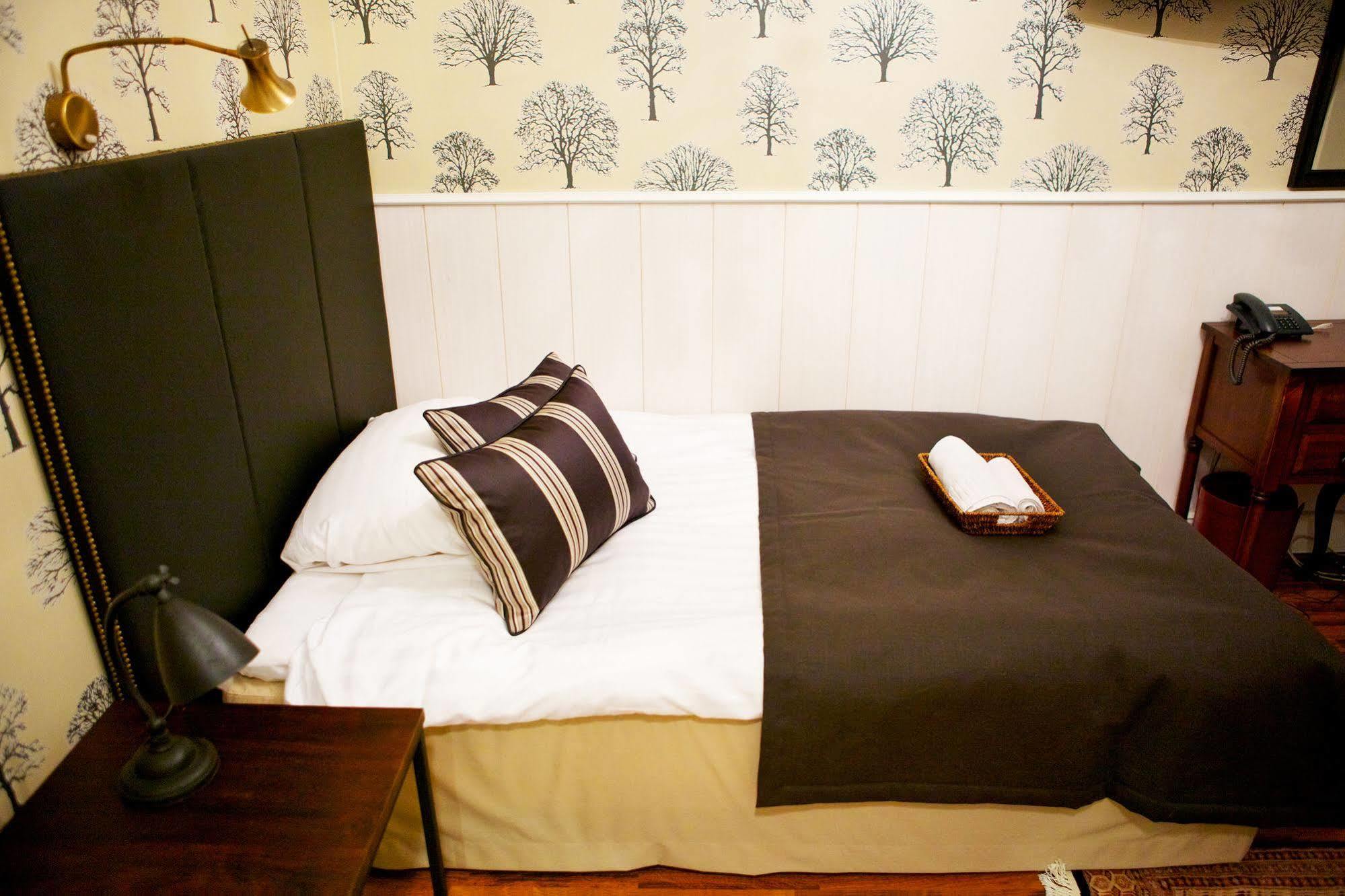 Boutique Hotel Yoepuu ยิวาสคูลา ภายนอก รูปภาพ