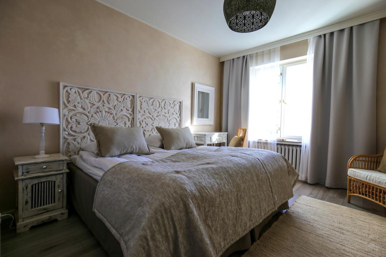 Boutique Hotel Yoepuu ยิวาสคูลา ภายนอก รูปภาพ