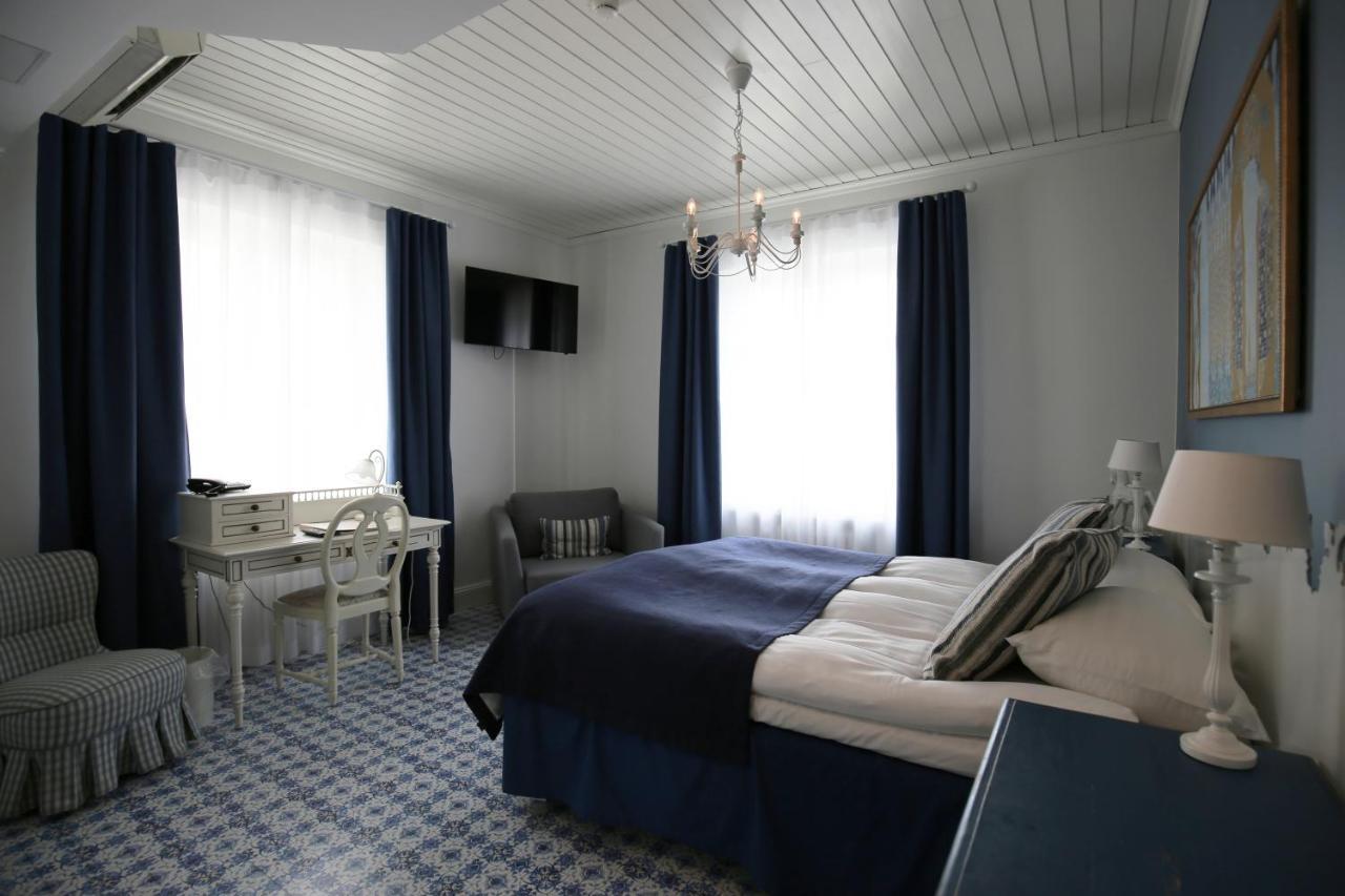 Boutique Hotel Yoepuu ยิวาสคูลา ภายนอก รูปภาพ